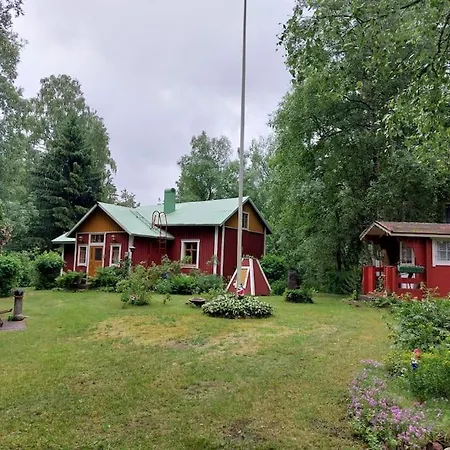 Idyllinen Moekki Laitilassa Dağ evi *